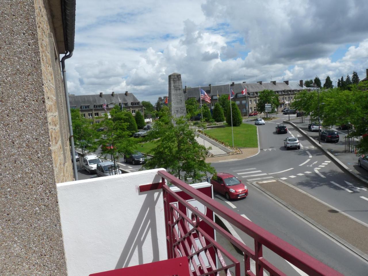 Hotel Patton Avranches Exterior foto